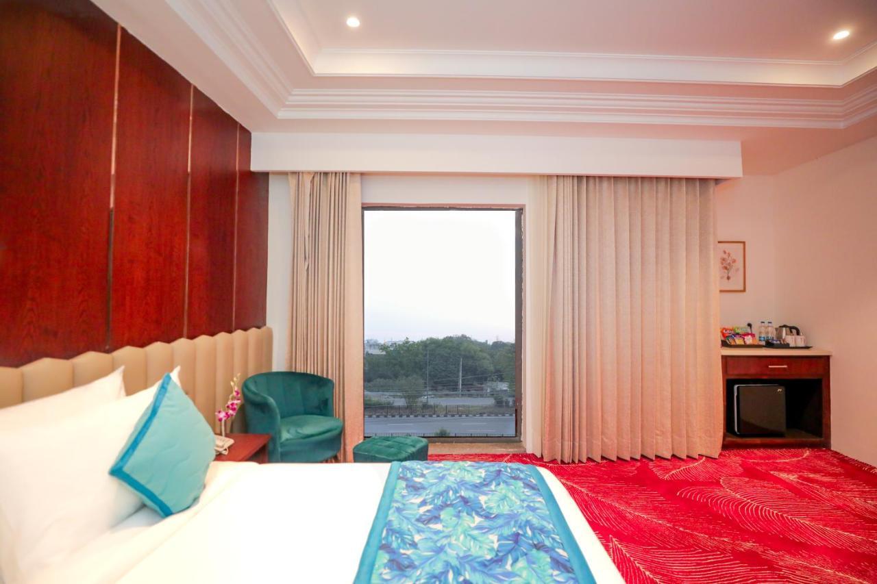 Regenta Place Phagwara By Royal Orchid Hotels Limited Extérieur photo