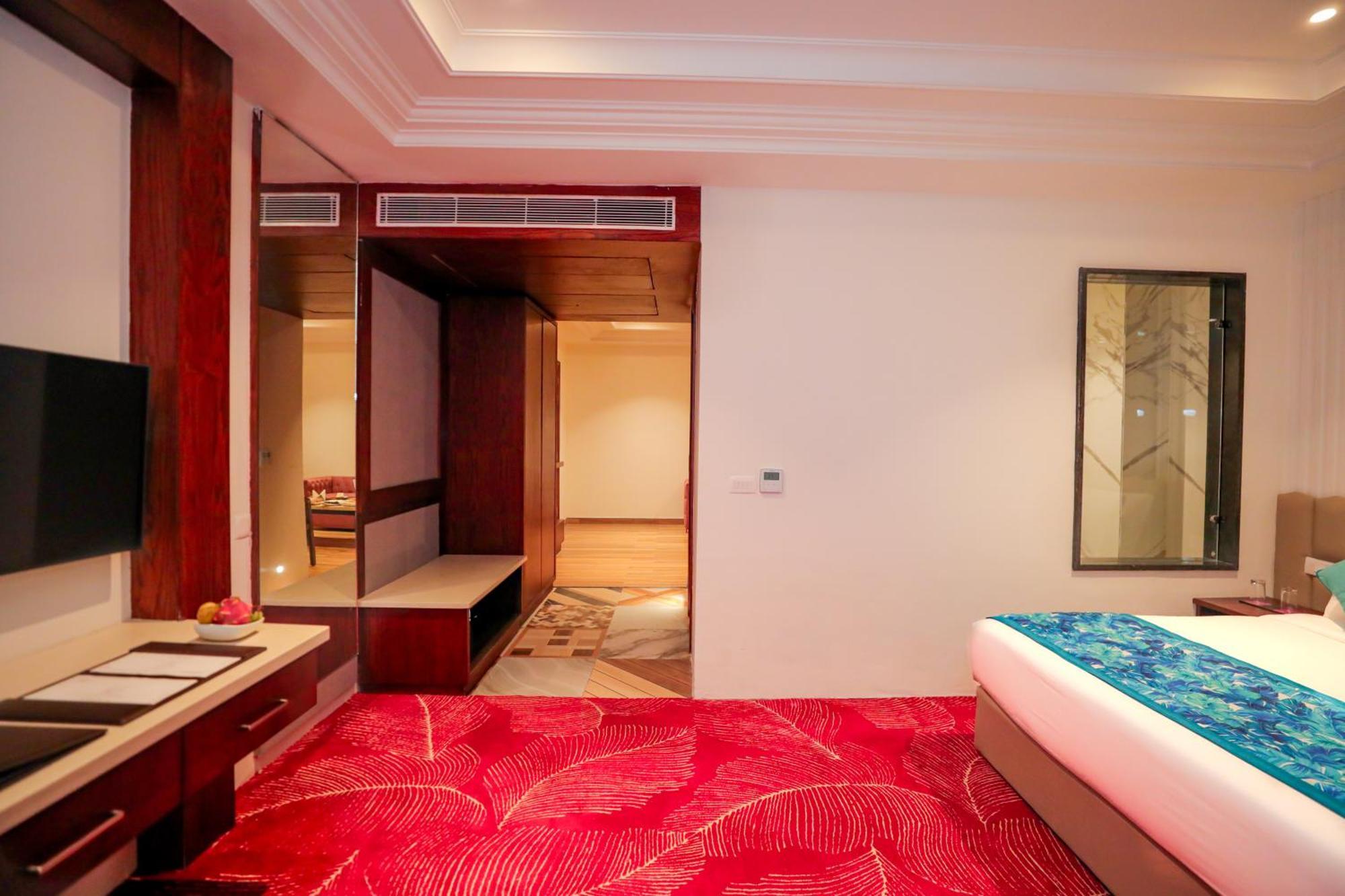 Regenta Place Phagwara By Royal Orchid Hotels Limited Extérieur photo